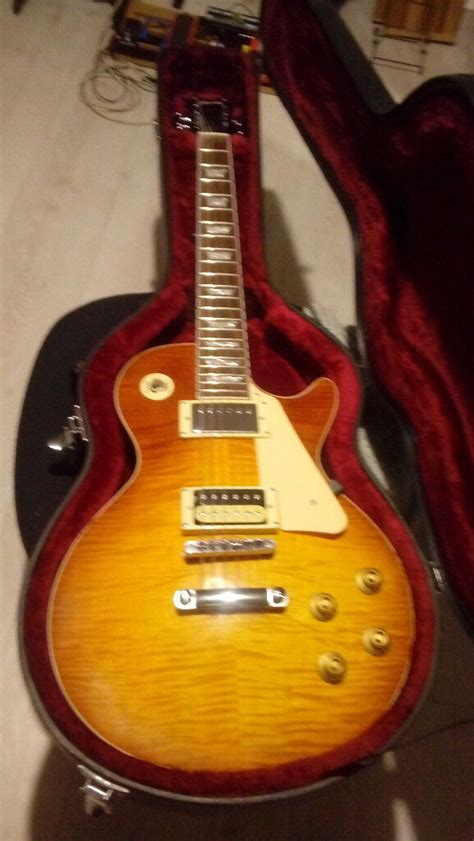 replica gibson les paul | in Birstall, West Yorkshire | Gumtree