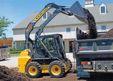 New Holland Skid Steers Summarized — 2019 Spec Guide - Compact Equipment Magazine