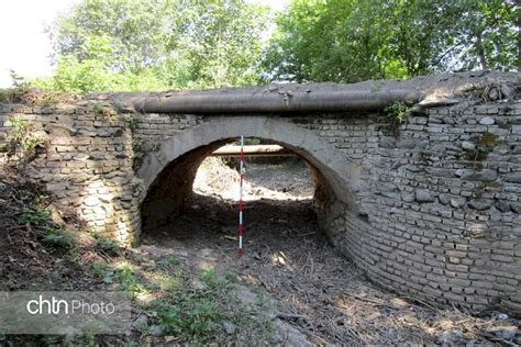 Print - Centuries-old arch bridges to undergo restoration - Tehran Times