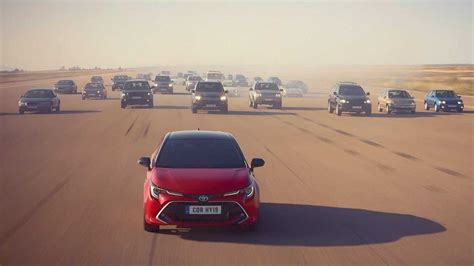 New Toyota Ad Again Attacks Plug-In Electric Cars: Video