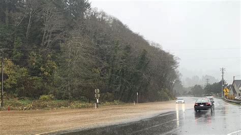 Oregon coast heavy rain causes flooding, prompts school closures | kgw.com