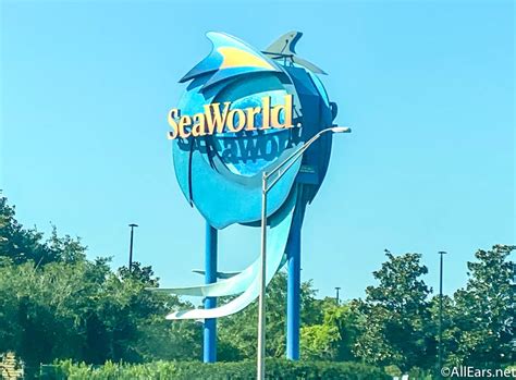 Old Seaworld Logo