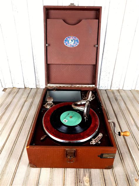 Pompier Mâine ghips vintage record player Onorabil Tineri pată