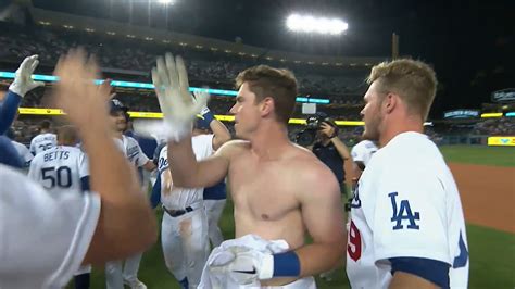 Dodgers 4, Cubs 3: Will Smith completes late comeback, walks it off in ...