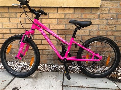 Girl mtb bike - Specialized pink 20 inch | in Craiglockhart, Edinburgh | Gumtree