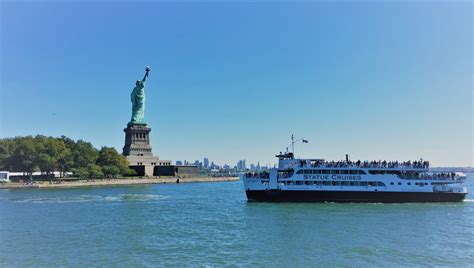 Sightseeing – Statue of Liberty Tour