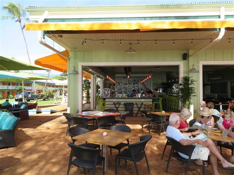 Jeeps Pubs Taverns and Bars: Lava Lava Beach Club (Kapaa, Kauai, Hawaii, U.S.A.)