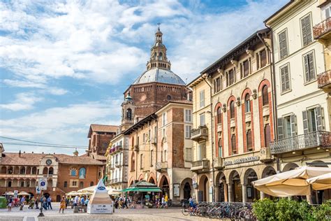 Pavia: cosa fare, cosa vedere e dove dormire - Lombardia.info