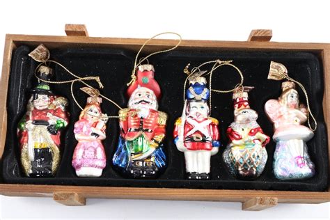 2004 Thomas Pacconi Classics Christmas Ornament Sets | EBTH