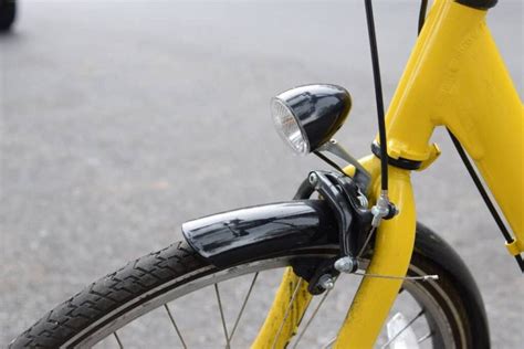 Best Bike Headlight in 2022 | BikingBro