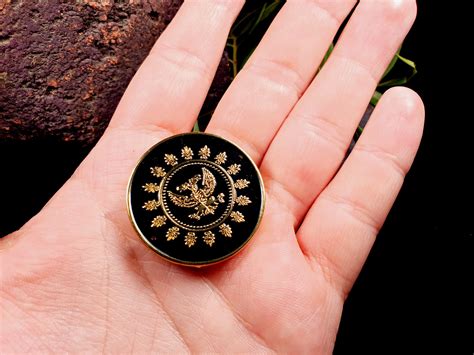 John Wick Coin Continental Hotel Gold Münze und Adjudicator | Etsy