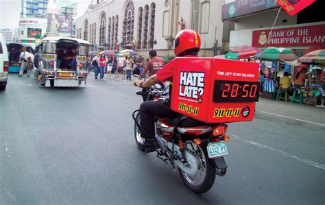 Pizza Hut Delivery Bikes Come Standard With A Countdown Clock | Top Speed