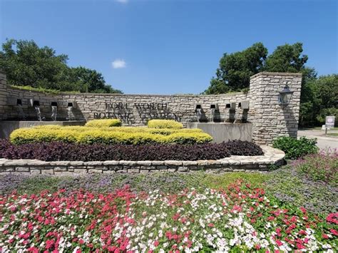 Top 4 Things to Do in Fort Worth Botanic Garden