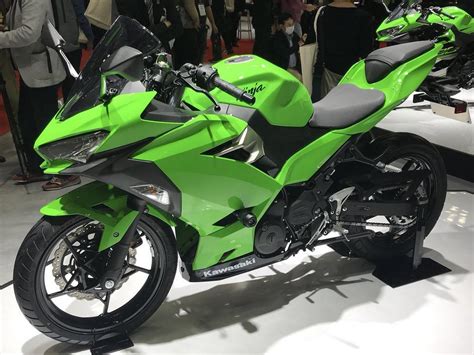 2018 Kawasaki Ninja 250 Revealed - Price, Engine, Specs, Features