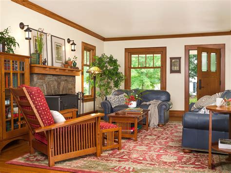 Craftsman Living Room Style #CraftsmanHomeDécor, #homeremodeling ...