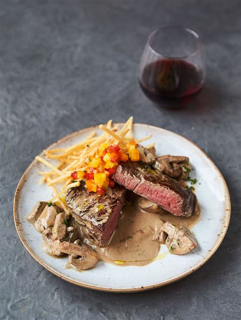 Johnny Vegas' fillet steak flambé | Jamie Oliver recipes