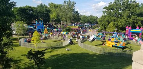 Kingsbury Park drew a crowd for the carnival Friday evening | Local ...