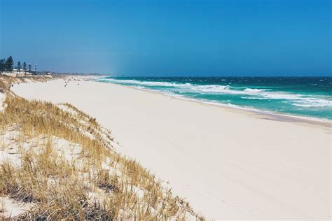 Scarborough Beach Perth, where to eat, stay and play - Travel Australia ...