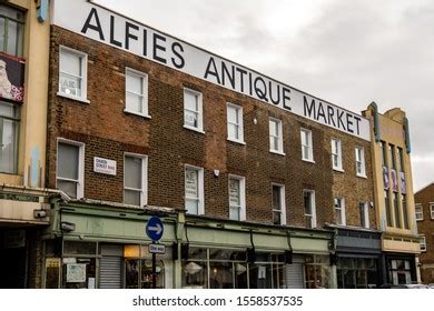 8 Alfies antique market Images, Stock Photos & Vectors | Shutterstock