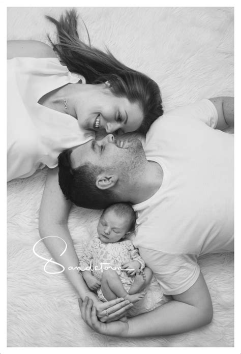 Family & newborn baby photography shoot | Newborn baby photography, Newborn baby photoshoot ...