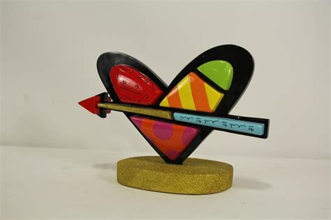 Romero Britto | ROMERO BRITTO LOVE OF MY LIFE SCULPTURE (2020) | MutualArt