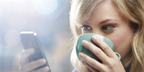 7 Ways Your Smartphone Can Actually Make You Happier | HuffPost