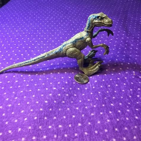 JURASSIC WORLD VELOCIRAPTOR Blue Dinosaur Toy Dino Escape Mini Blind ...