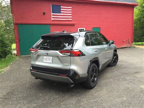 On the Road Review: Toyota RAV4 XSE Hybrid AWD | Nature | mdislander.com