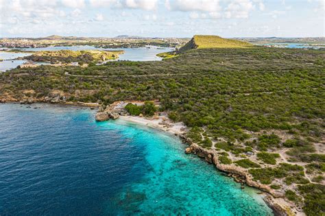 Snorkeling In Curacao: The 10 Best Spots To Snorkel | Sandals