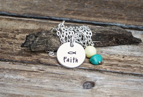 FAITH Necklace - FizlDizl