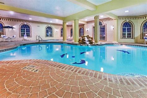 35 Hotels In Amarillo With Indoor Pool