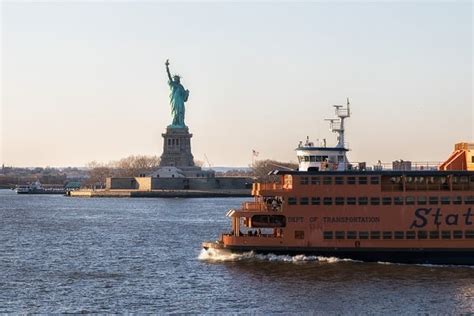 Staten Island Ferry Schedule Displays • PresentationPoint