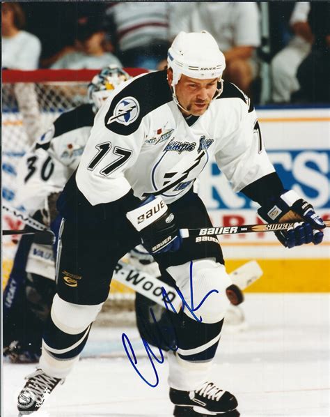 Autographed WENDEL CLARK 8X10 Tampa Bay Lightning Photo - Main Line ...