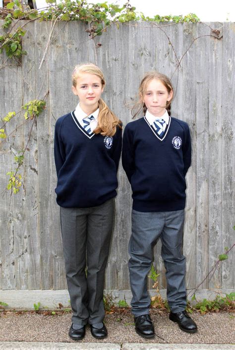 Skirts banned at school in bid for gender neutral uniform | Daily Star