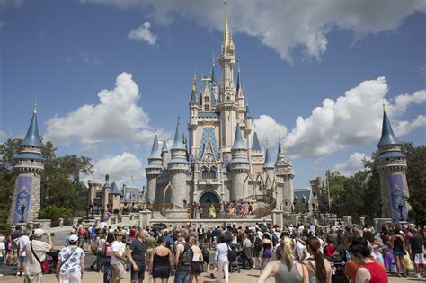 Get paid to 'test' Florida theme parks including Disney World