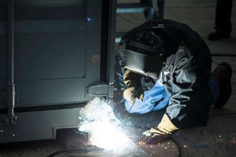 Precautions and safety tips for welders in the workplace - Indian Welders Welfare Association