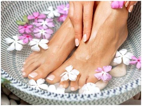 Pedicuare Nails | Luxury Pedicuare | Classic | Nail Salon Pedicure