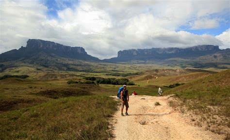 How to Hike Mount Roraima on a Budget, Venezuela.