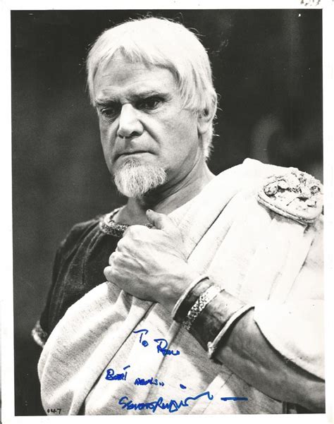 Esmond Knight signed 10x8 b/w photo. Dedicated. Good Condition Est ...