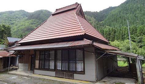 Japan is Giving Away 8 Millions Abandoned Homes for Free - Get yours