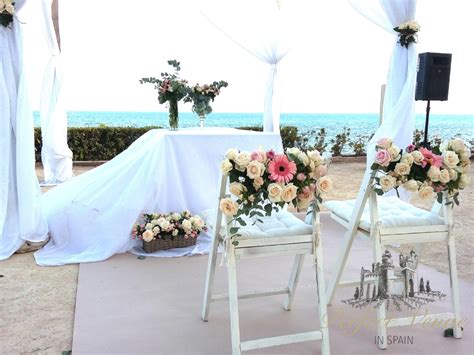 Beach wedding ceremony - Perfect Venue Manager