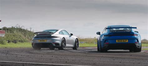 Porsche 911 Gt3 Vs Turbo S