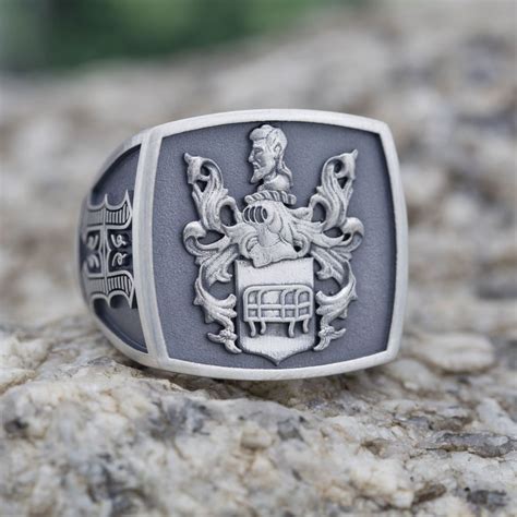 Custom Family Crest Rings | Design Your Own Coat of Arms Ring ...