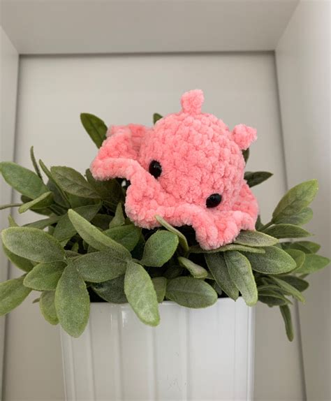 Mini Dumbo Octopus Squid Plushie Crochet Amigurumi Gift - Etsy UK