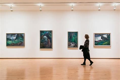 Vancouver Art Gallery - General Admission 2024