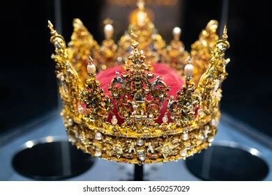 76 Danish Crown Regalia Bilder, Stockfotos und Vektorgrafiken | Shutterstock