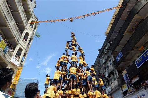 5 Pics: Mumbai Celebrates Dahi Handi on Janmashtmi