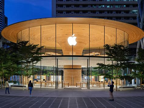 Tree-like column is centrepiece of Apple Central World by Foster ...