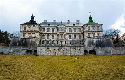 In pictures: Europe's most breathtaking abandoned castles