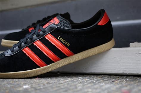 The London in black and red | Sneakers, Adidas casual, Adidas originals